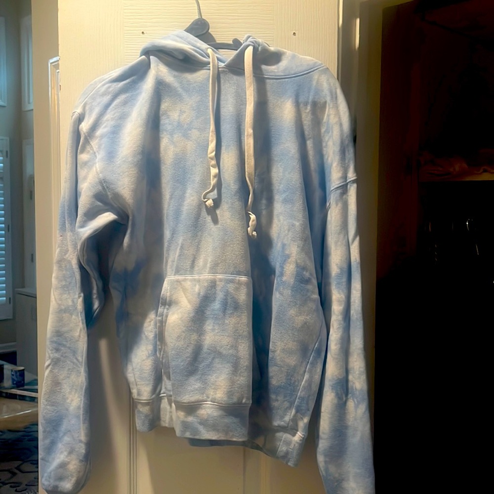 Katie J hoodie in light blue and white size small in perfect condition